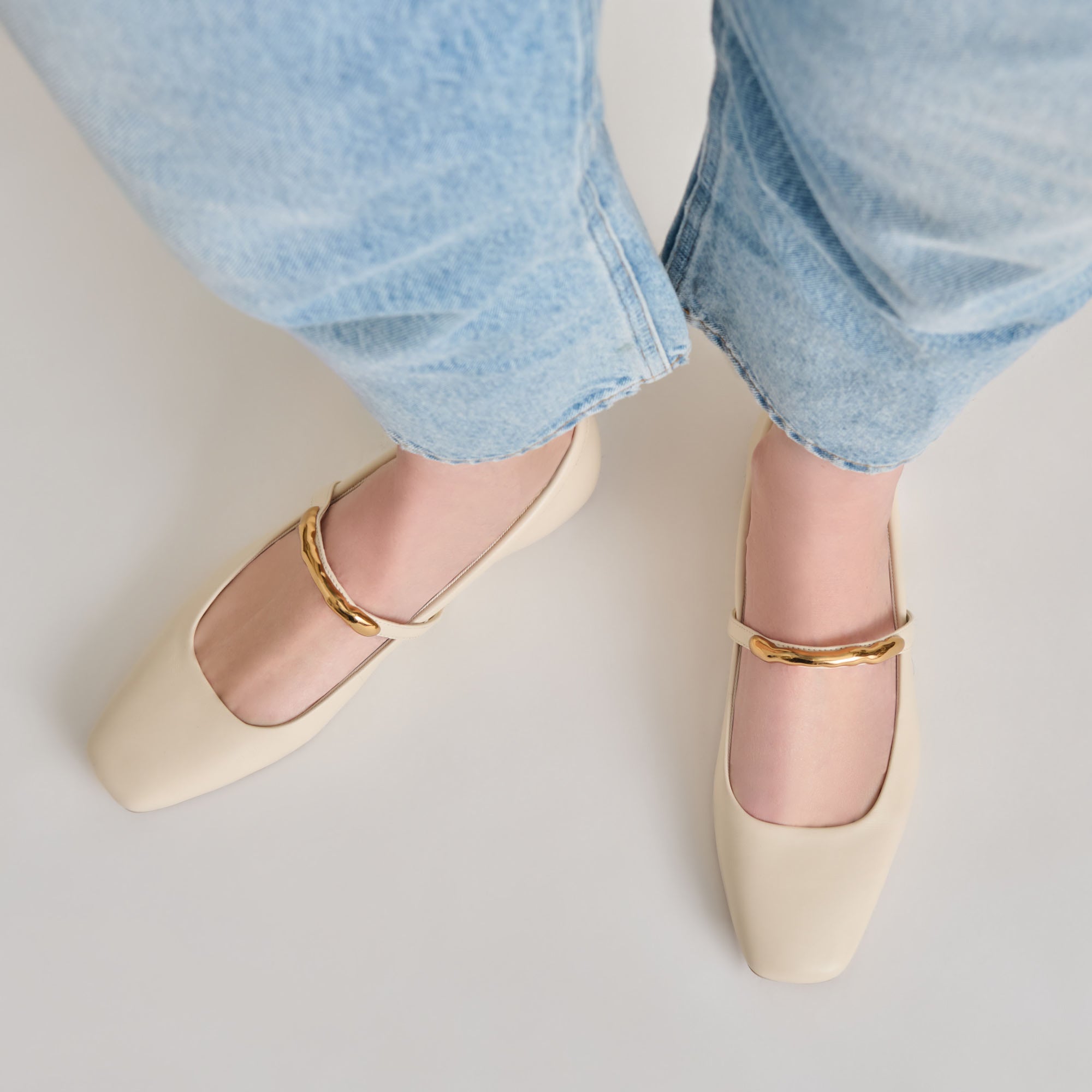 RADYA BALLET FLATS CREME LEATHER - Image 2