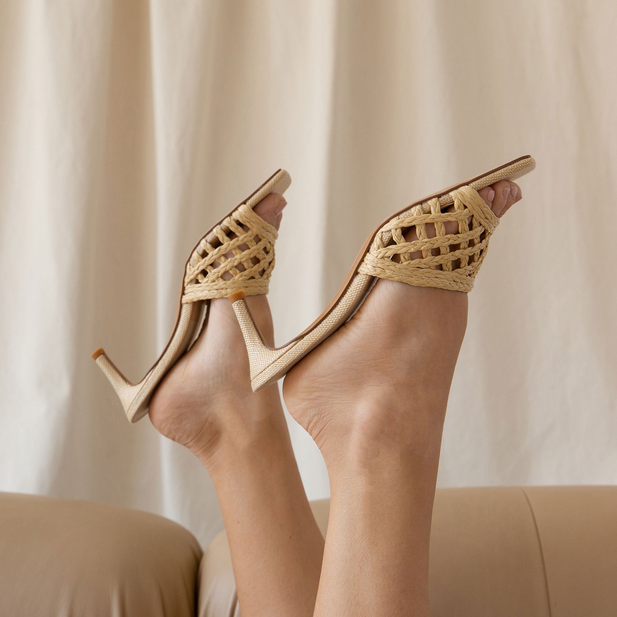 BOWEN HEELS LT NATURAL RAFFIA - Image 2